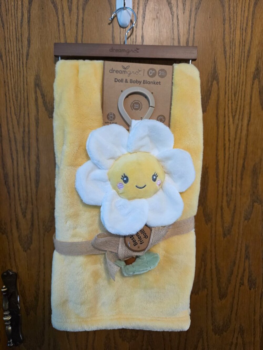 DREAMGRO NWT Yellow Plush Baby Blanket & Crinkle Flower Doll 2 Pc Set